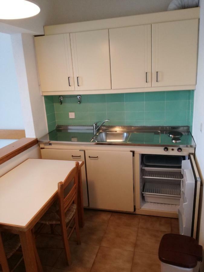 Apollon Suites 카리스토스 외부 사진