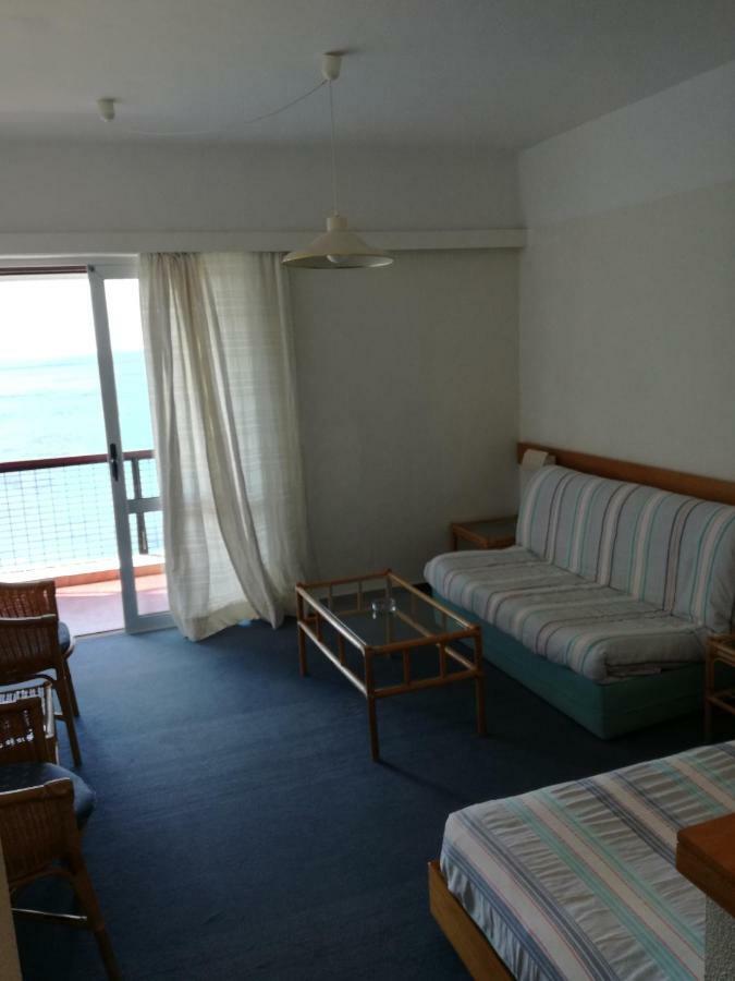 Apollon Suites 카리스토스 외부 사진